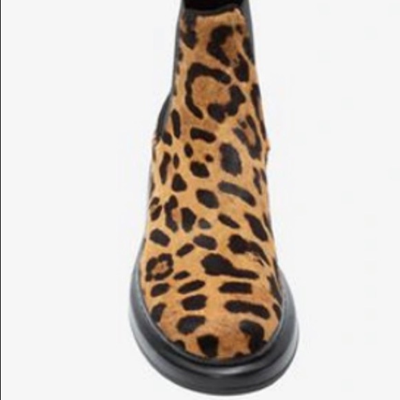 Alexander McQueen Leopard ponyhair Chelsea boot NWOT size EU 39 - Picture 2 of 7